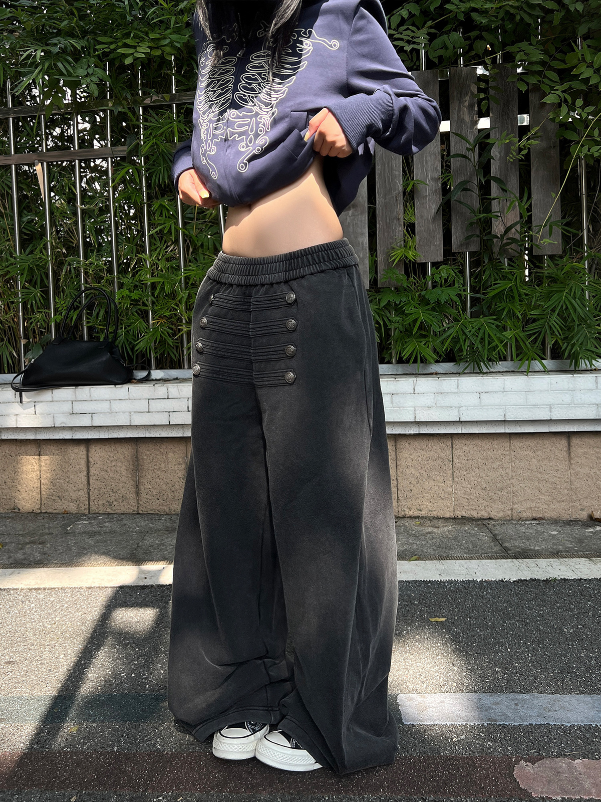 ナポレオンボタン ワイドスウェットパンツ　AL1093